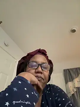 ebonyred online show from February 3, 2026, 2:00 am