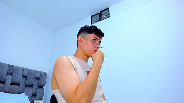 AgarEvans online show from December 29, 2024, 4:38 am