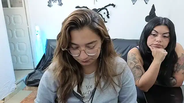 Snapshot of _sweetcarla chatting on October 18, 2025, 9:28 pm sweetcarla online show from October 18, 2025, 9:28 pm