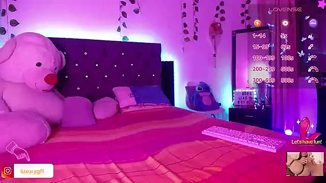 Pocahontaslovex online show from September 27, 2025, 6:19 am