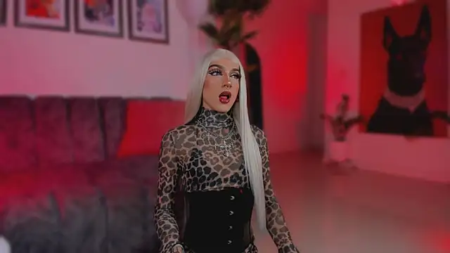 Taylor  foxxx online show from April 2, 2026, 6:09 am