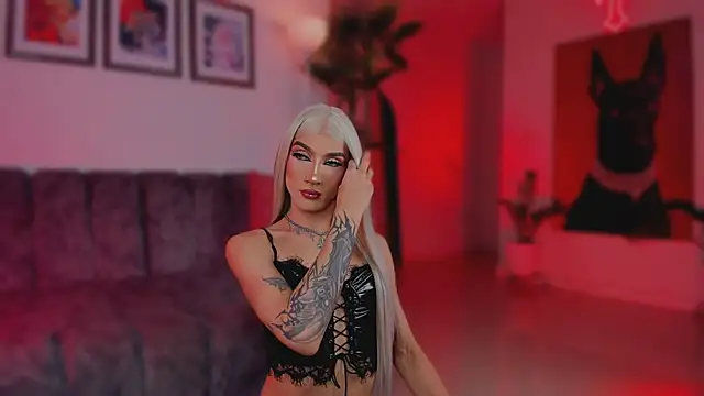 Taylor  foxxx online show from March 21, 2026, 5:08 am