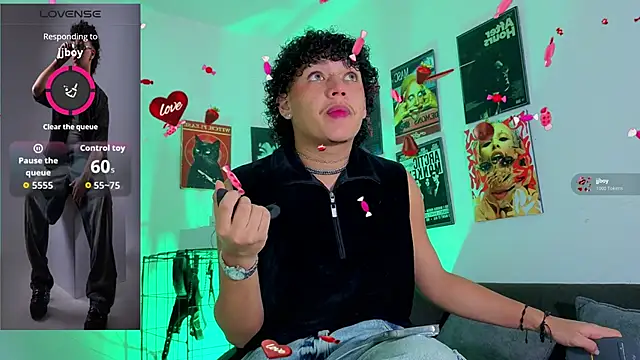 Snapshot of GaelOconner chatting on November 25, 2025, 2:12 am GaelOconner online show from November 25, 2025, 2:12 am