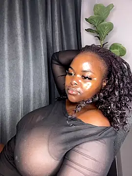 Honeycoco0211 online show from September 22, 2025, 2:17 am