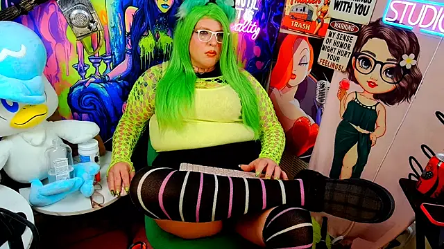 Blakelytgirl online show from June 4, 2026, 11:15 am