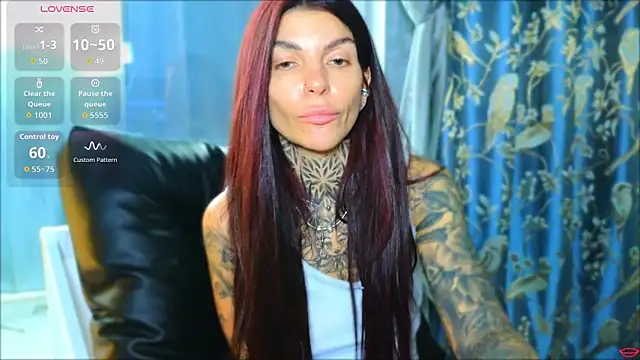 tattooedBabyy online show from April 26, 2026, 10:01 am