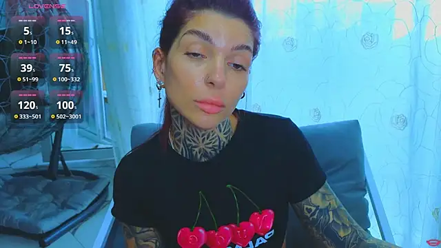Snapshot of tattooedBabyy chatting on June 7, 2026, 9:58 am tattooedBabyy online show from June 7, 2026, 9:58 am