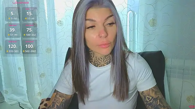 Snapshot of tattooedBabyy chatting on July 25, 2026, 9:39 am tattooedBabyy online show from July 25, 2026, 9:39 am