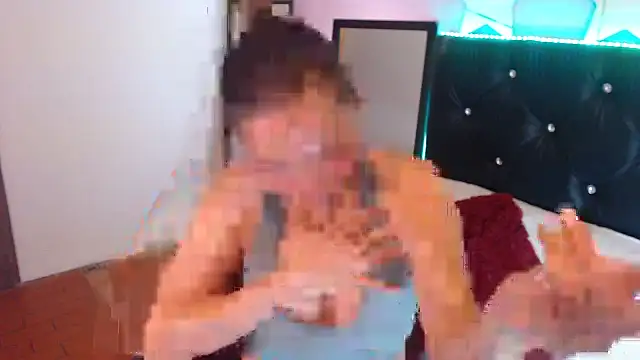 camila delarosa online show from October 12, 2025, 9:43 am