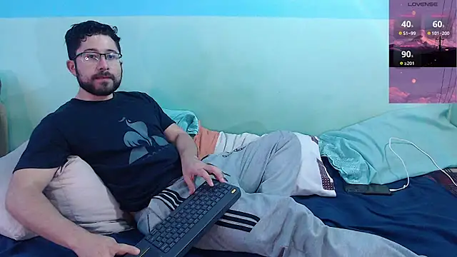 teddy foster online show from January 31, 2025, 1:02 pm