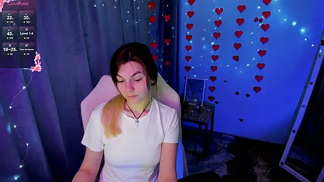 Sweet me  online show from April 10, 2026, 5:47 am