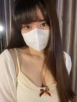 Kyomi-ibaby online show from January 31, 2025, 4:14 am