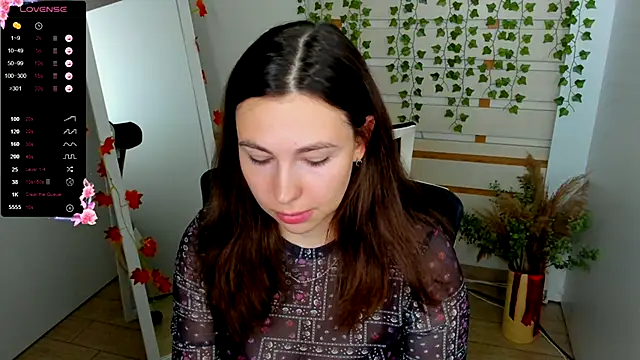 Lexy flower online show from October 10, 2025, 12:50 pm