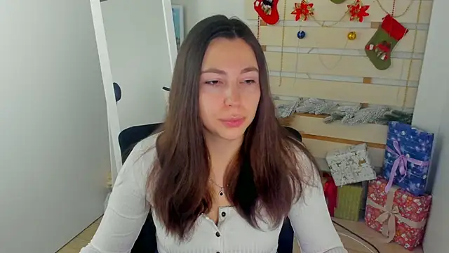 Lexy flower online show from December 5, 2025, 1:43 pm