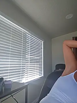 Dixiefaye Pika online show from November 21, 2025, 4:17 pm