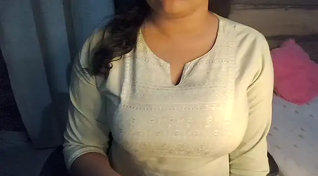 Trezza online show from March 8, 2025, 4:06 pm