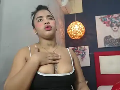 AichaBrown online show from March 11, 2025, 5:02 pm