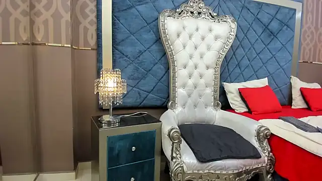 Janna Rousse  online show from October 16, 2025, 11:51 am