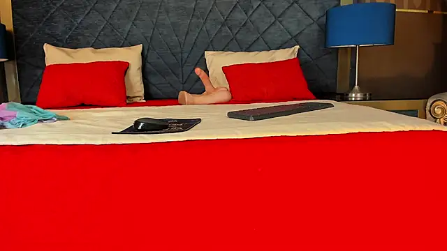 Janna Rousse  online show from October 6, 2025, 11:44 am