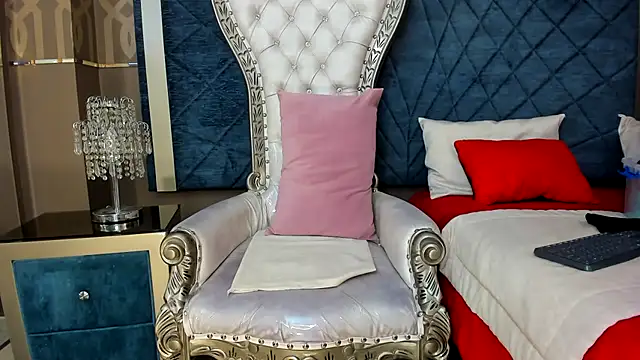 Janna Rousse  online show from October 17, 2025, 11:56 am