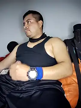 Snapshot of Potro23hotzen chatting on February 2, 2025, 10:28 pm Potro23hotzen online show from February 2, 2025, 10:28 pm