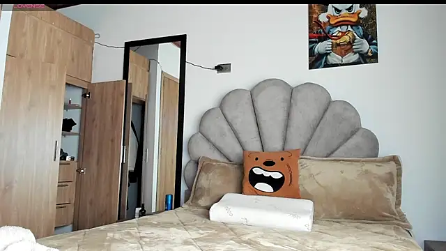 manucute 23  online show from March 10, 2026, 3:38 pm