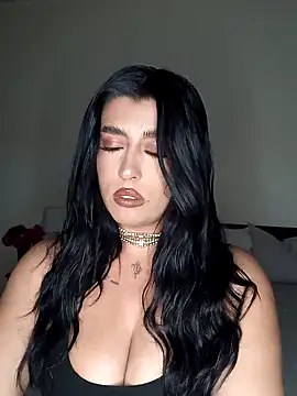 GiseleReine online show from March 18, 2025, 4:39 pm