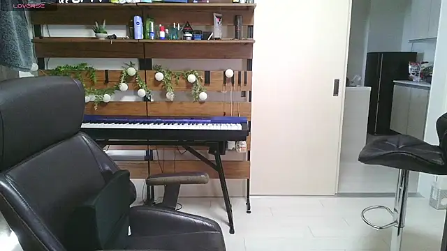 IroManager online show from September 30, 2025, 5:13 am