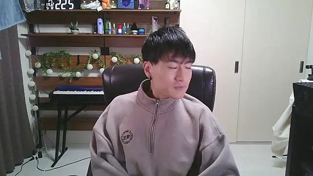 IroManager online show from October 11, 2025, 5:58 pm