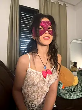 Snapshot of ZINA-MOROCCO chatting on November 7, 2025, 3:16 pm ZINA-MOROCCO online show from November 7, 2025, 3:16 pm