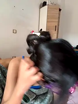 Snapshot of ZINA-MOROCCO chatting on November 1, 2025, 2:44 pm ZINA-MOROCCO online show from November 1, 2025, 2:44 pm