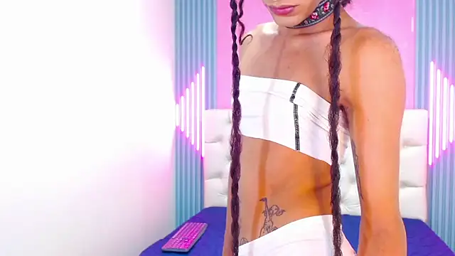 Foxy Ella  online show from March 19, 2025, 5:50 pm