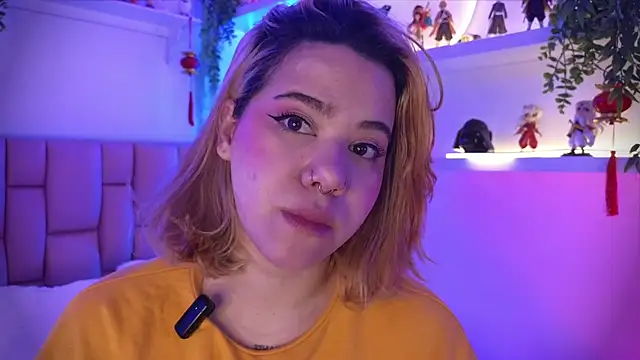 albaismynameX online show from December 19, 2025, 12:18 pm