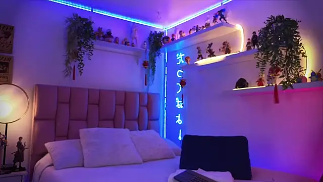 albaismynameX online show from December 22, 2025, 12:38 pm