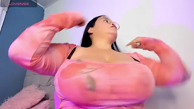 Ashanty vera15 online show from February 25, 2026, 4:23 am