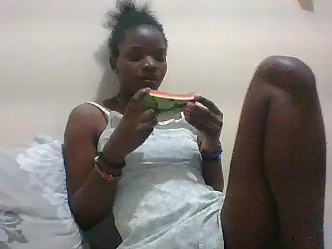 hotgal1112 online show from September 17, 2025, 7:49 pm