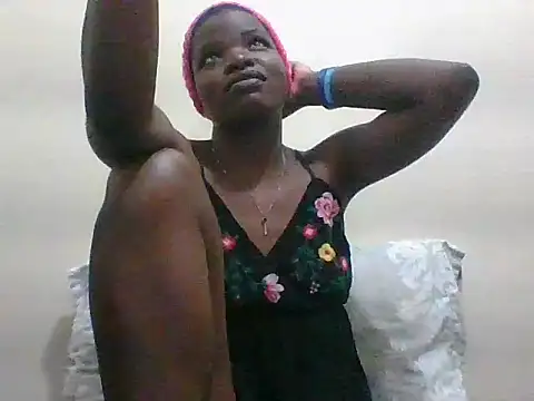 hotgal1112 online show from September 25, 2025, 9:10 pm