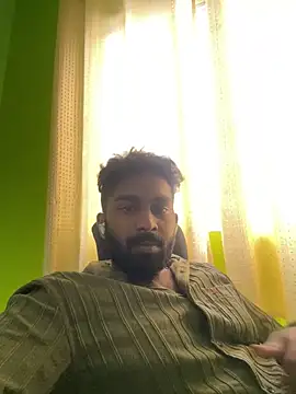 Snapshot of Handsomehunk_4U chatting on December 18, 2024, 9:58 am Handsomehunk 4U online show from December 18, 2024, 9:58 am