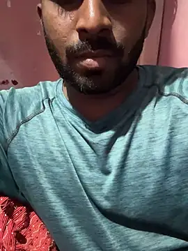 Snapshot of Handsomehunk_4U chatting on February 15, 2025, 5:28 pm Handsomehunk 4U online show from February 15, 2025, 5:28 pm