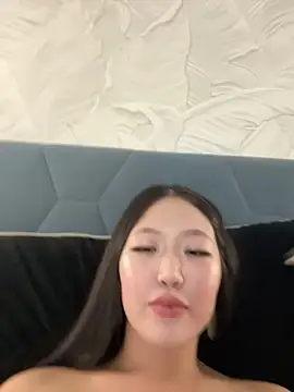 Aiko Yumi online show from March 5, 2025, 9:59 pm