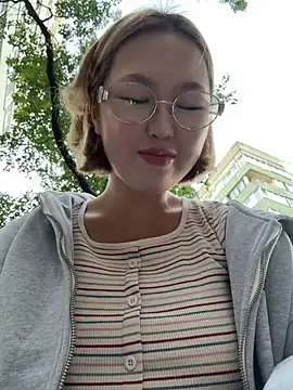 Snapshot of Aiko_Yumi chatting on July 17, 2026, 6:49 pm Aiko Yumi online show from July 17, 2026, 6:49 pm