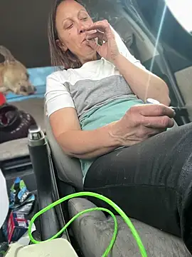 Snapshot of SexyB214 chatting on March 14, 2025, 10:05 pm SexyB214 online show from March 14, 2025, 10:05 pm