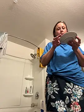 Snapshot of SexyB214 chatting on October 25, 2025, 4:11 am SexyB214 online show from October 25, 2025, 4:11 am