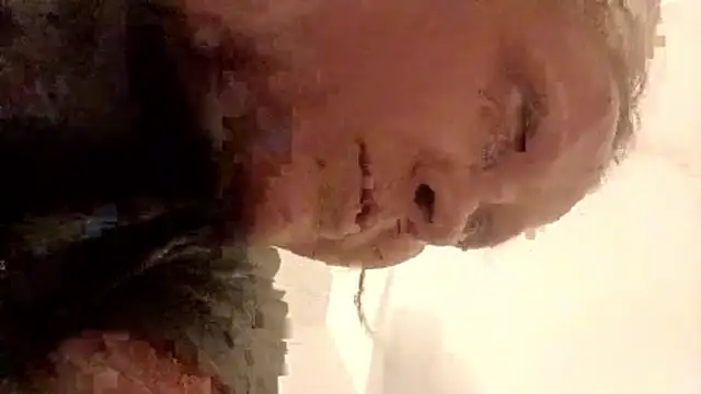 SexyB214 online show from April 19, 2026, 4:02 am