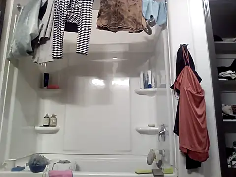 Snapshot of SexyB214 chatting on September 29, 2025, 10:00 am SexyB214 online show from September 29, 2025, 10:00 am