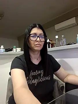 Milf Abigail online show from October 9, 2025, 1:06 am