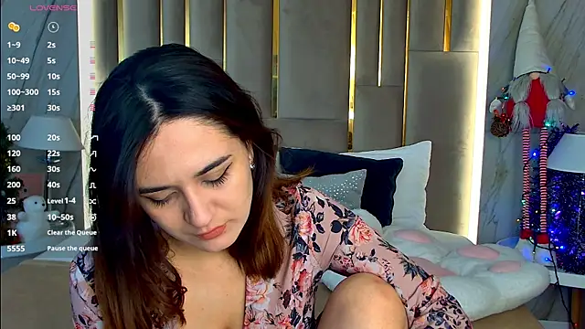 Gabriella Wils online show from January 8, 2025, 5:27 am