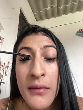 Snapshot of alondra_darling chatting on February 10, 2025, 7:28 pm alondra darling online show from February 10, 2025, 7:28 pm