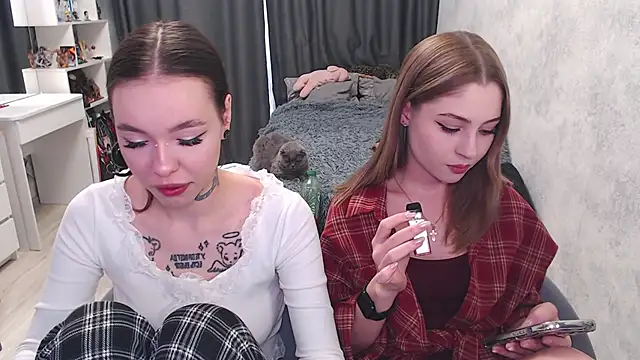 Tessa Walker online show from September 19, 2025, 9:57 am