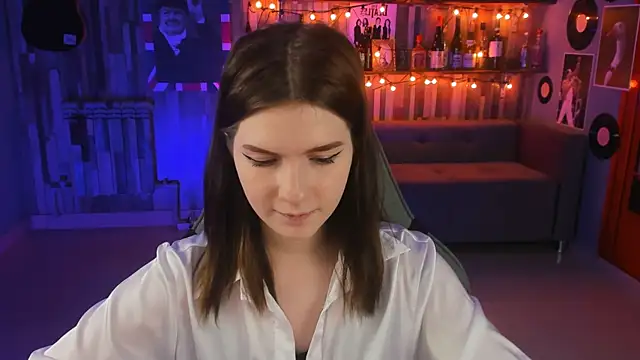 AliceRisinka online show from February 19, 2025, 8:12 am